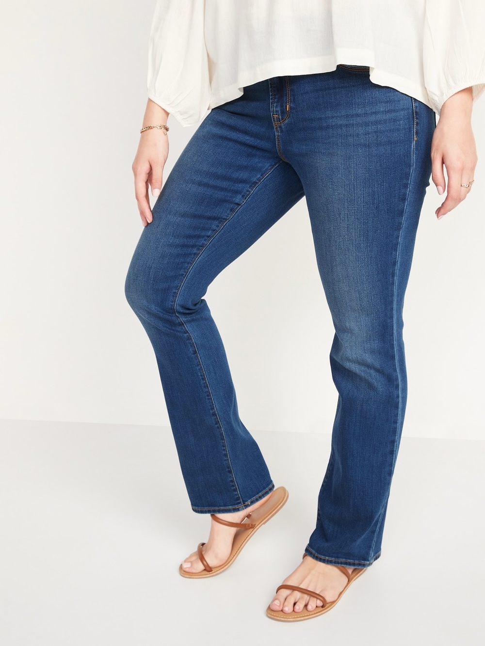 NWOT Old Navy Women's Dark Blue Flare Jeans